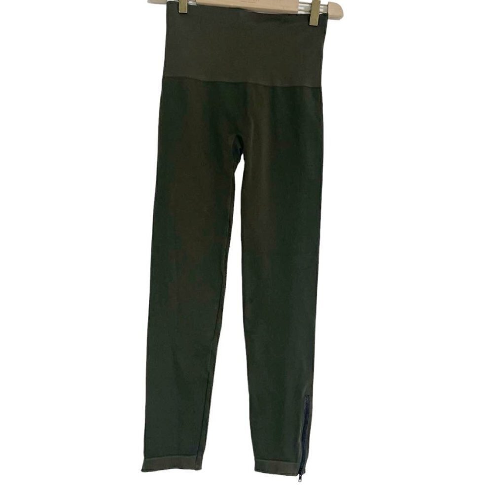 SPANX  XL Pants Leggings Slimming Flattering Zipper Detail
